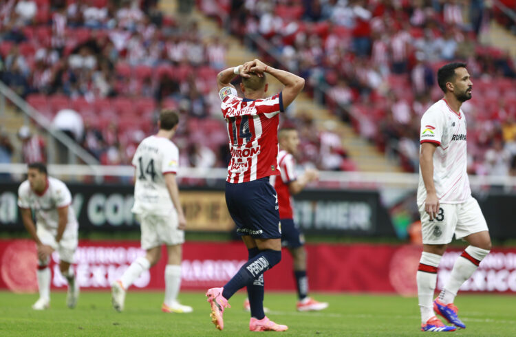 Photo by Alfredo Moya/Jam Media/Getty Images