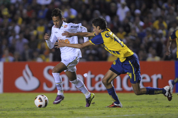 America (MEX) v Santos (BRA) - Santander Libertadores Cup 2011