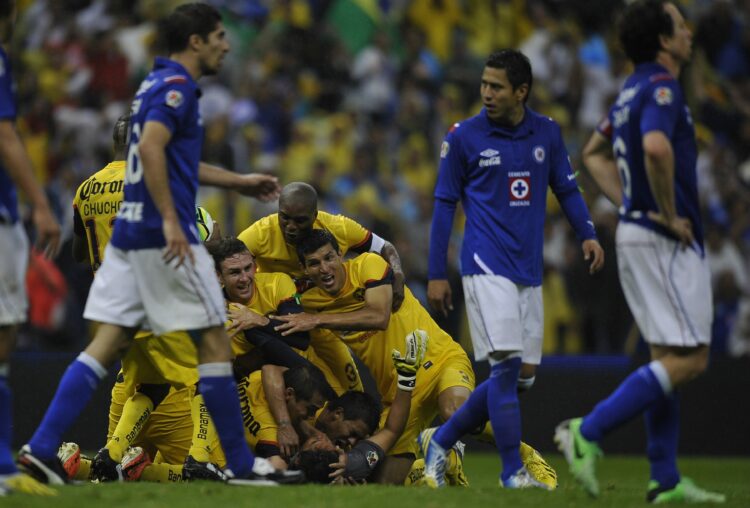 Photo credit should read Ronaldo Schemidt/AFP via Getty Images