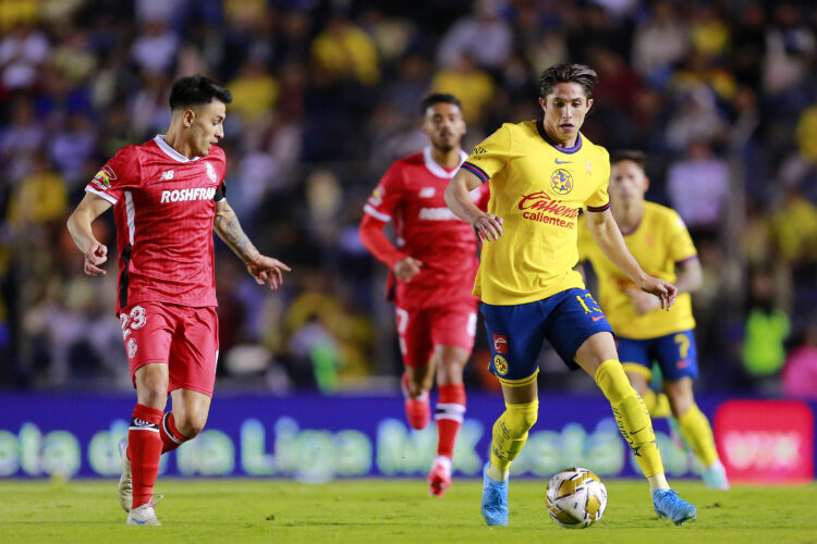 Photo by Mauricio Salas/Jam Media/Getty Images