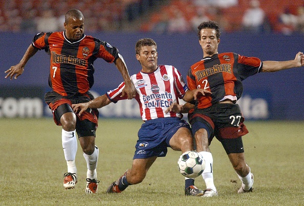 SOC-CHIVAS GUADALAJARA-METROSTARS-04