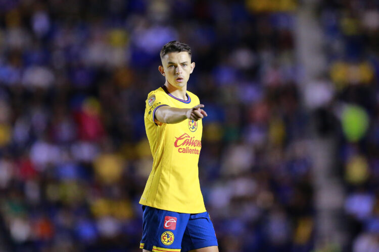 Photo by Mauricio Salas/Jam Media/Getty Images