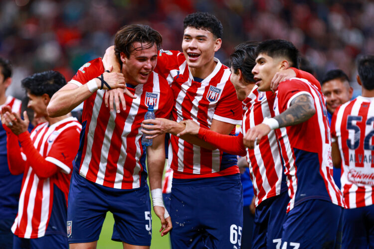 Photo by Alfredo Moya/Jam Media/Getty Images