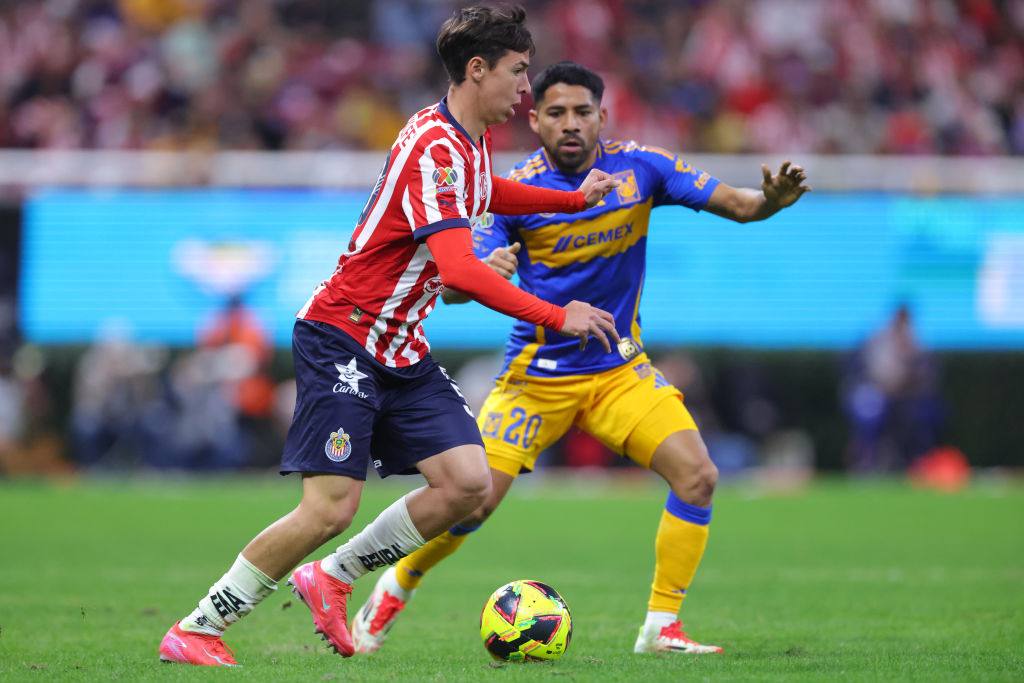 Chivas v Tigres UANL  - Torneo Clausura 2025 Liga MX