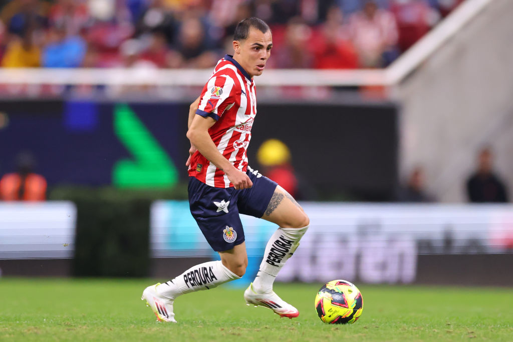 Chivas v Tigres UANL  - Torneo Clausura 2025 Liga MX