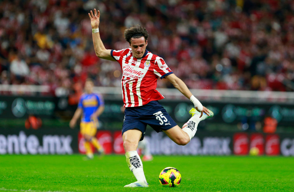 Chivas v Tigres UANL  - Torneo Clausura 2025 Liga MX