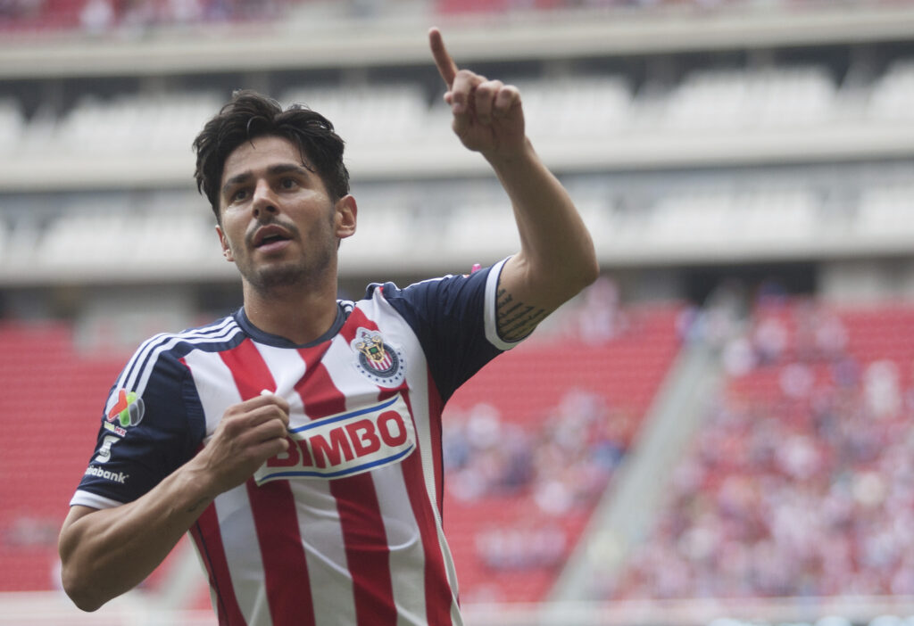 Chivas v Pachuca - Apertura 2013 Liga MX