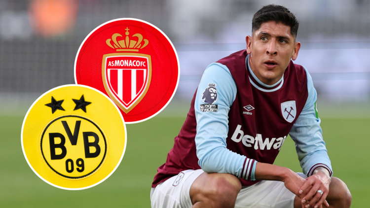 LONDON, ENGLAND - OCTOBER 27: Edson Alvarez of West Ham United during the Premier League match between West Ham United FC and Manchester United FC ...