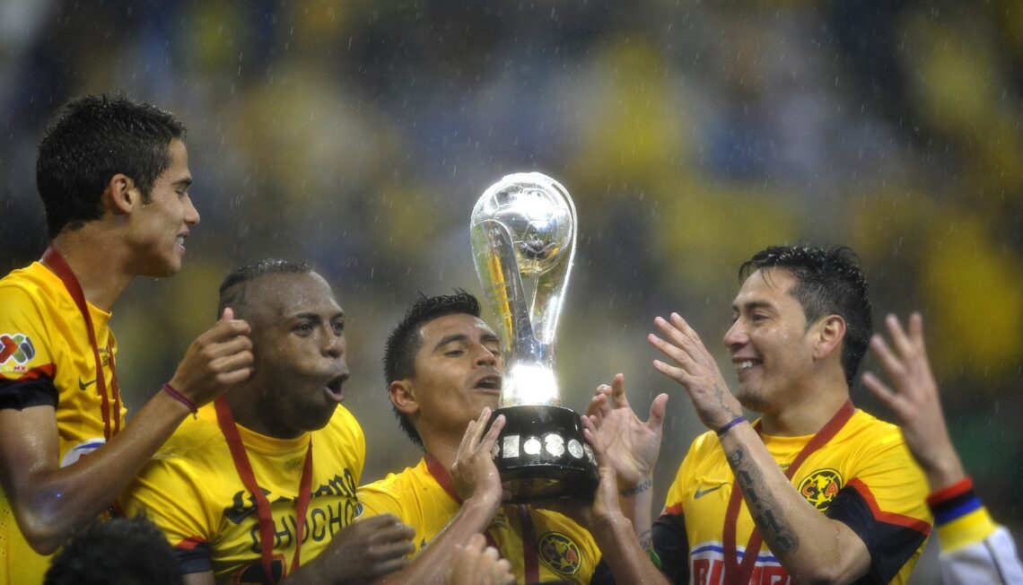 Photo credit should read Ronaldo Schemidt/AFP via Getty Images