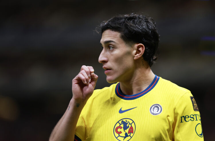 Photo by Alfredo Moya/Jam Media/Getty Images