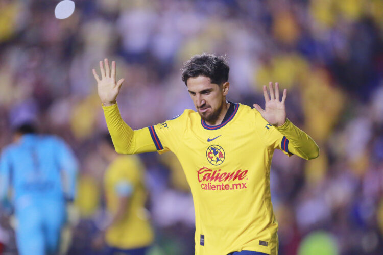 Photo by Mauricio Salas/Jam Media/Getty Images