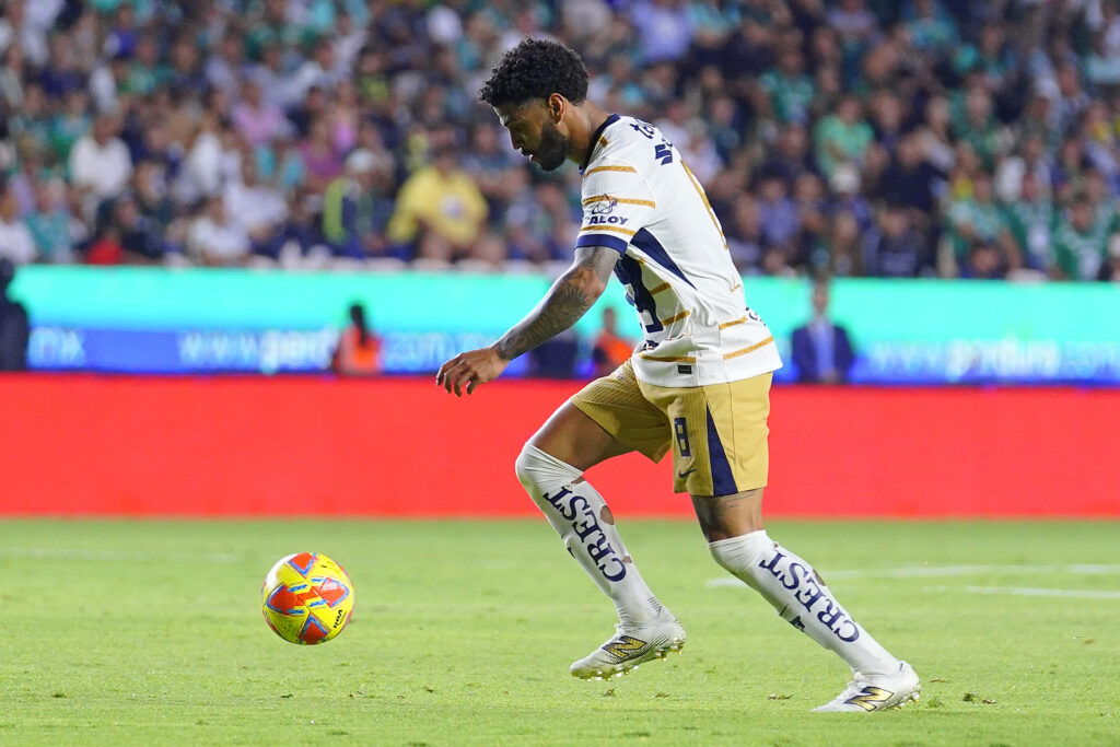 Leon v Pumas UNAM - Torneo Clausura 2025 Liga MX