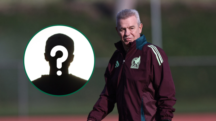 In the main image, Javier Aguirre, coach of the Mexican national team. In the circle, a mysterious man with a question mark.