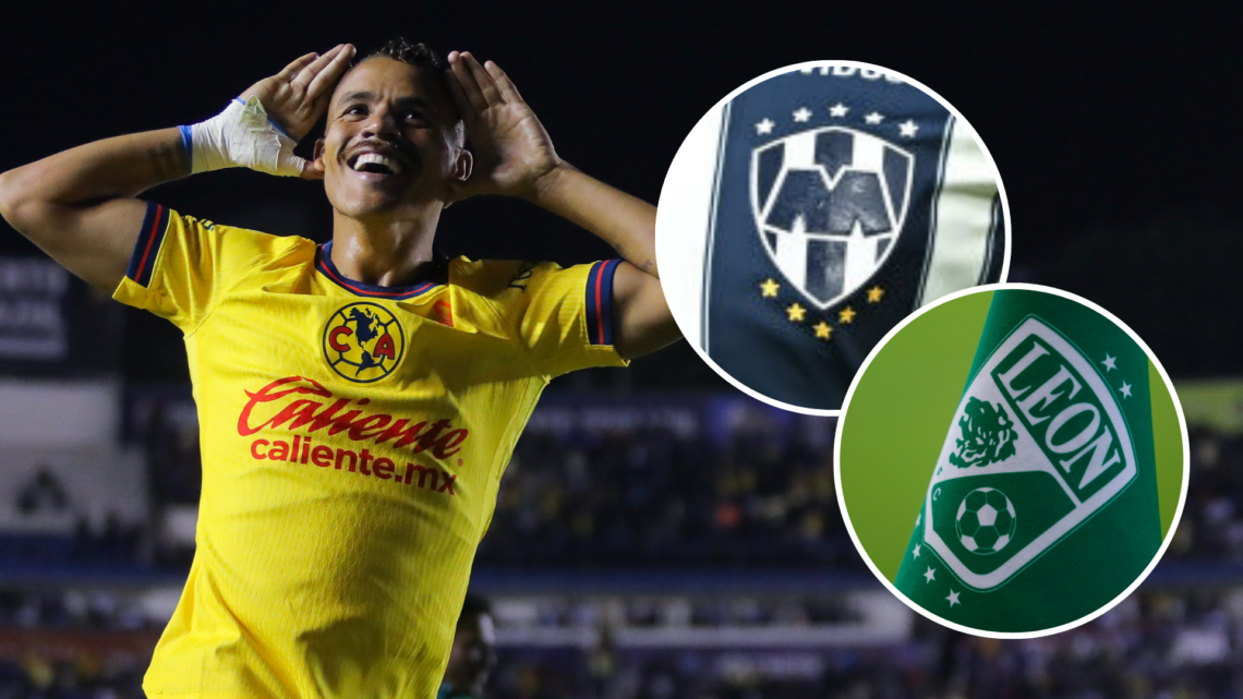 MEXICO CITY, MEXICO - DECEMBER 08: Jonathan dos Santos of America celebrates the team's second goal by teammate Richard Sanchez during the semifina...
