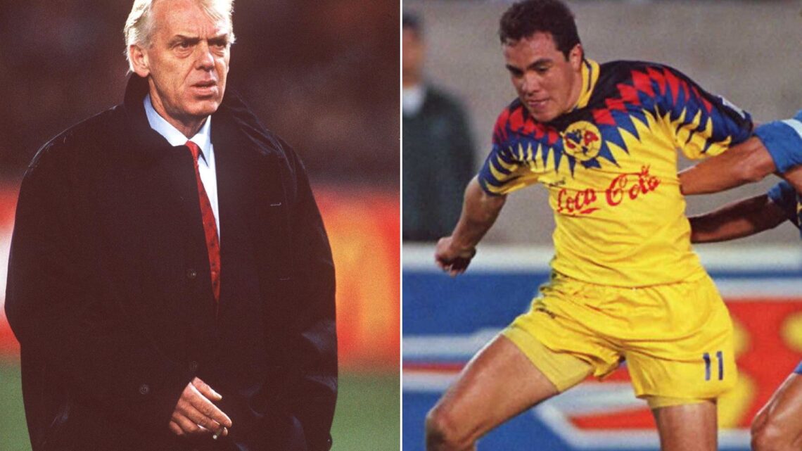 NOVEMBER 26: CHAMPIONS LEAGUE 97/98 FEYENOORD ROTTERDAM; Trainer Leo BEENHAKKER. Inset, Cuactemoc Blanco of Mexico's Club America soccer team (L) t...