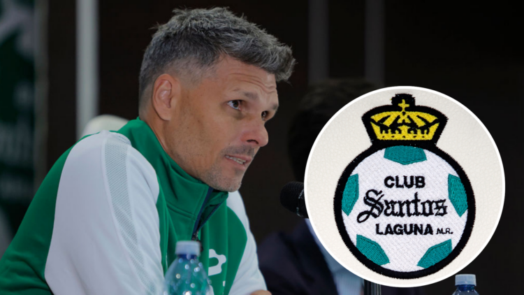 TORREON, MEXICO - NOVEMBER 29: Newly appointed Coach Fernando Ortiz speaks in the press conference during his unveiling as new coach of Santos Lagu...