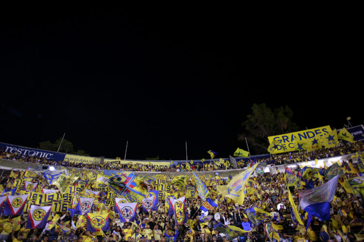 Photo by Mauricio Salas/Jam Media/Getty Images