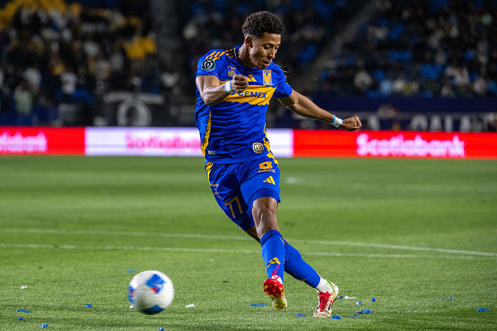 LA Galaxy v Tigres - CONCACAF Champions Cup 2025