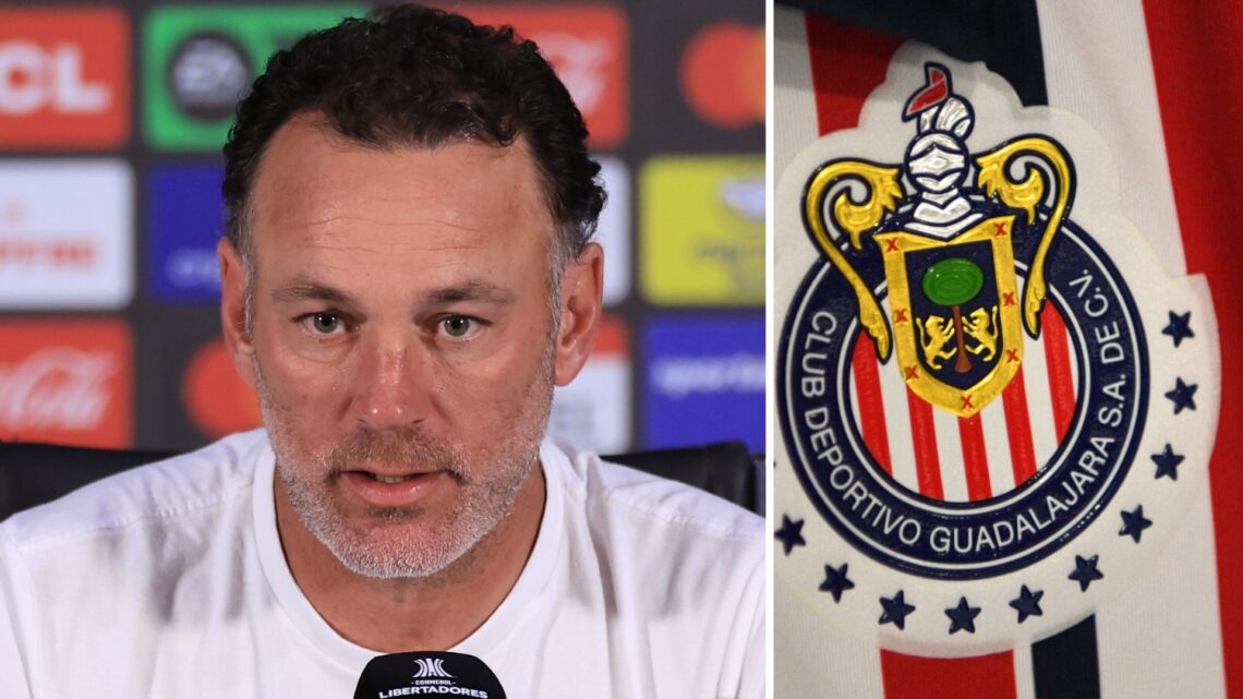 Gabriel Milito, entrenador argentino, y el escudo de Chivas, equipo de la Liga MX.