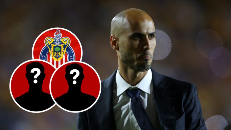 En la imagen principal, Guido Pizarro, entrenador de Tigres, club de la Liga MX. En el círculo superior, el escudo de Chivas, y en los círculos inf...